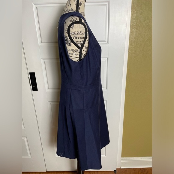 J Crew 12 Dress Wool Blend Style 06465 Fit & Flare Sleeveless Career Navy Lined - Picture 3 of 9